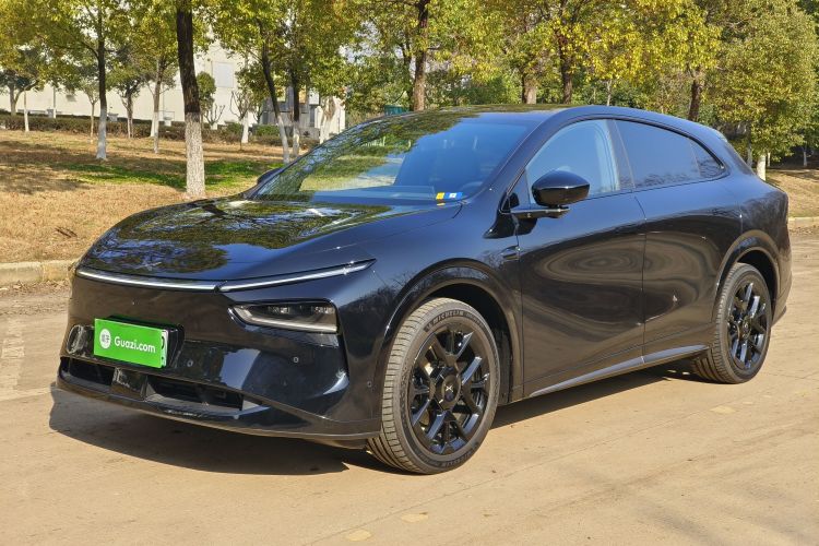 小鹏 2025 汽车图片 #2