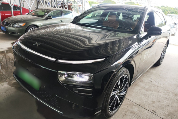 Xpeng G9 2023 #2 Xpeng G9 2023 car image #2