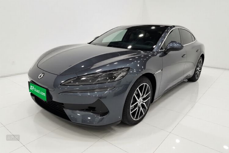 Denza Z9 2024 car image #2