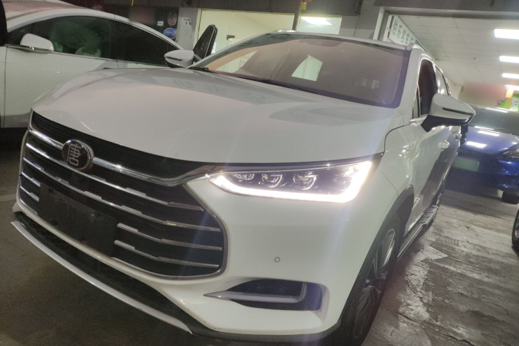 BYD Tang 2018 immagine di auto #2