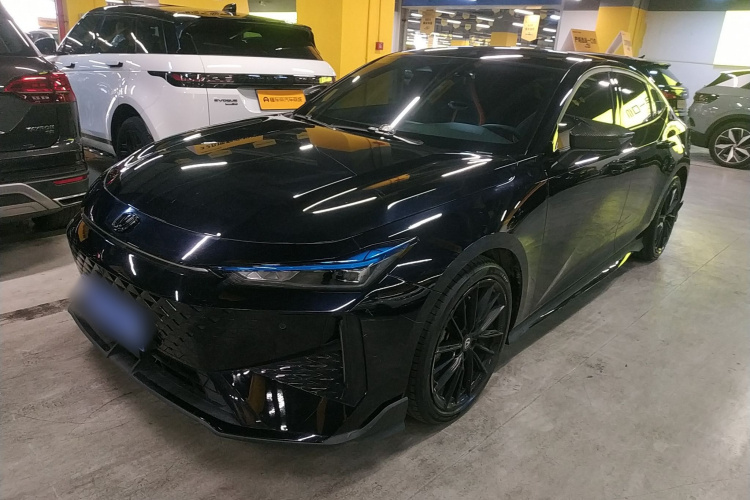 Changan UNI-V 2024 car image #2