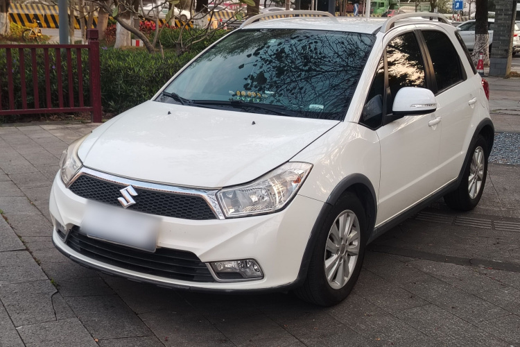 铃木 天语 SX4 2014 汽车图片 #2