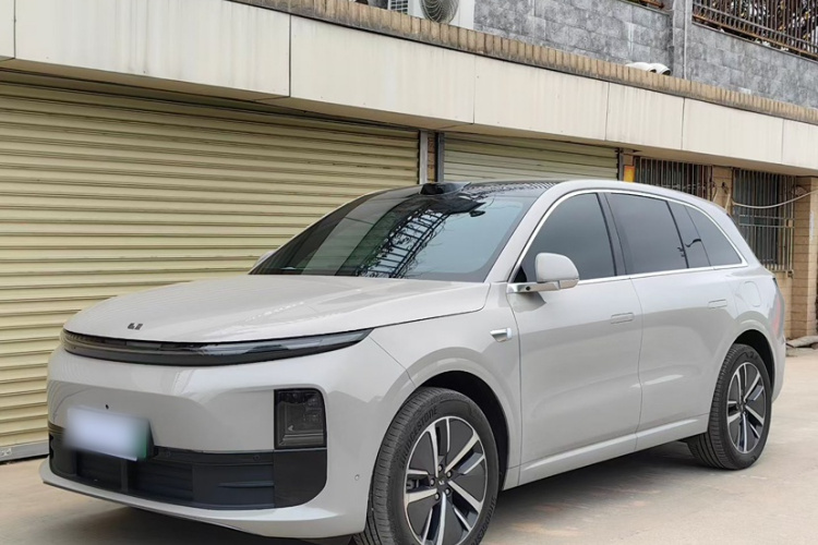 Li L6 2024 صورة سيارة #2