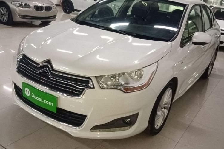 Citroen C4L 2015 car image #2