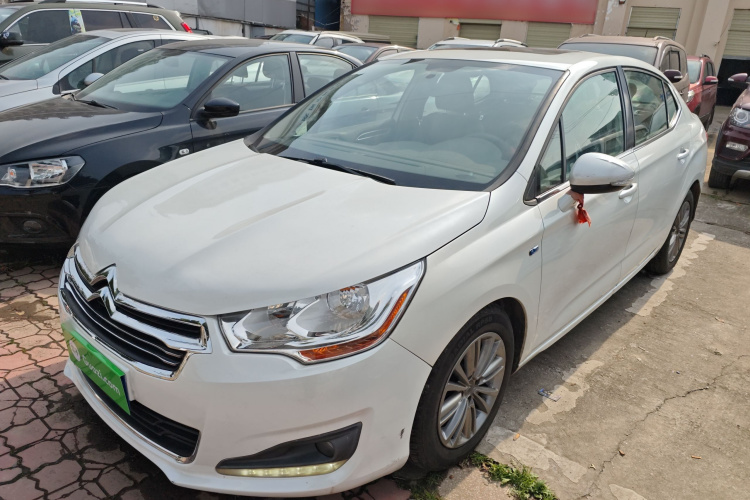 Citroen C4L 2014 immagine di auto #2