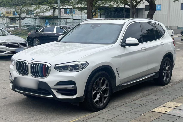 BMW X3 2020 car image #2
