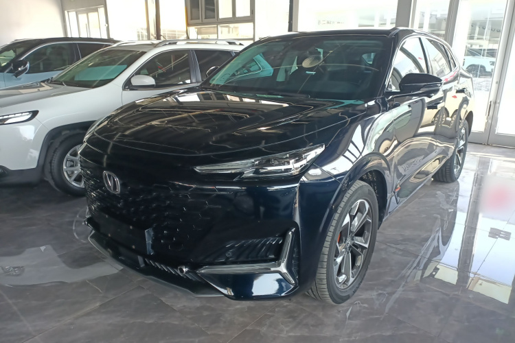 Changan UNI-K iDD 2022 car image #2