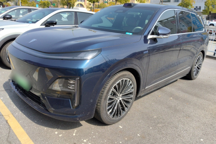 Deepal S09 2025 car image #2