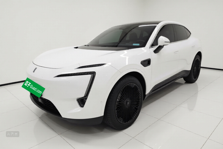 Avatr 11 2024 car image #2