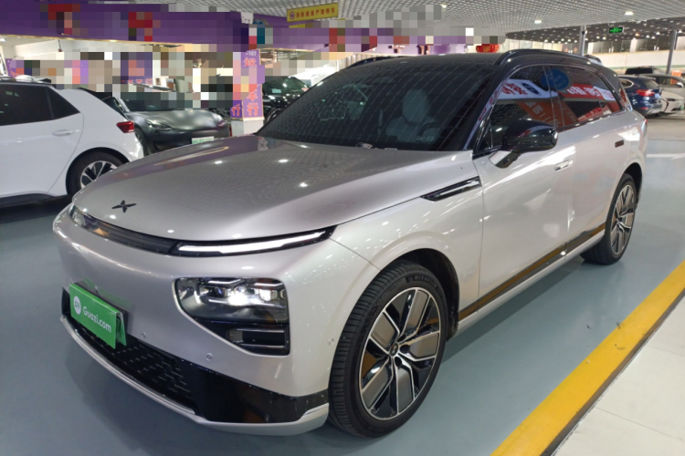 Xpeng G9 2023 #2 Xpeng G9 2023 car image #2