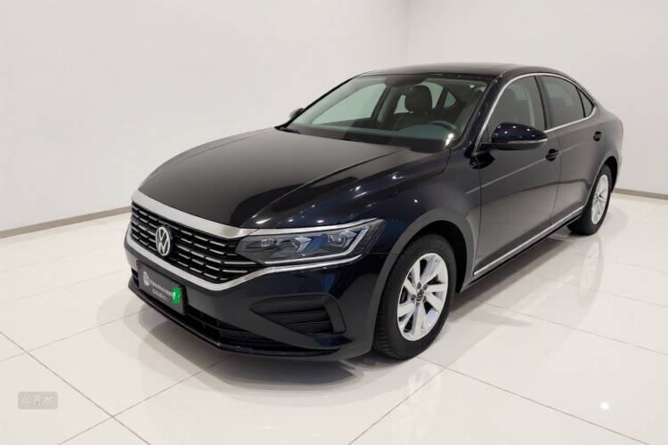 Volkswagen Passat 2022 immagine di auto #2