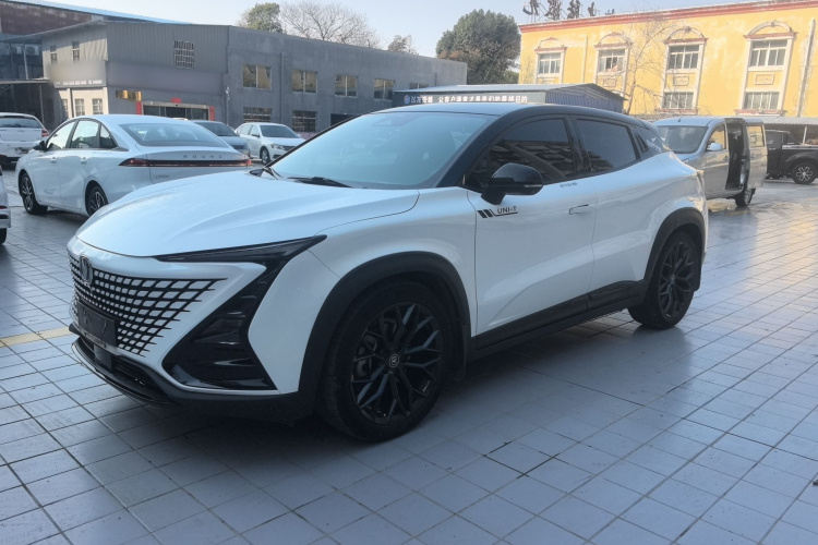 Changan UNI-T 2022 car image #2