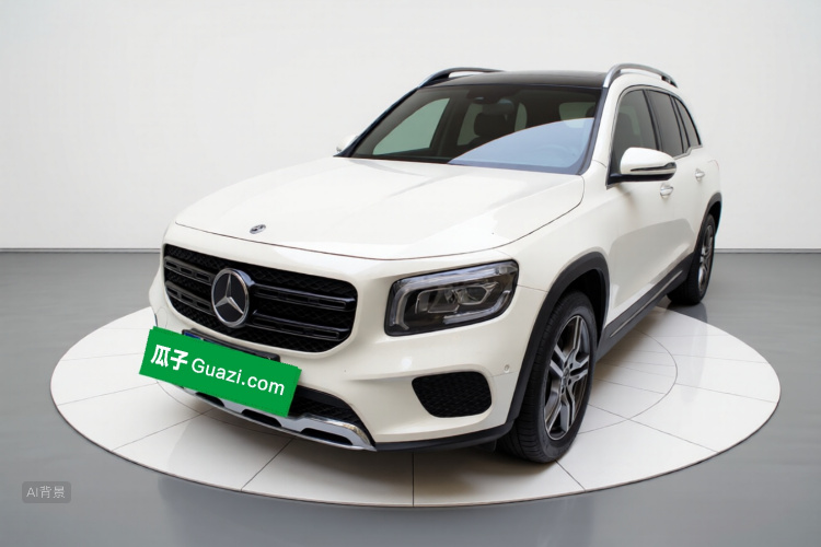 Mercedes-Benz GLB Class 2021 car image #2