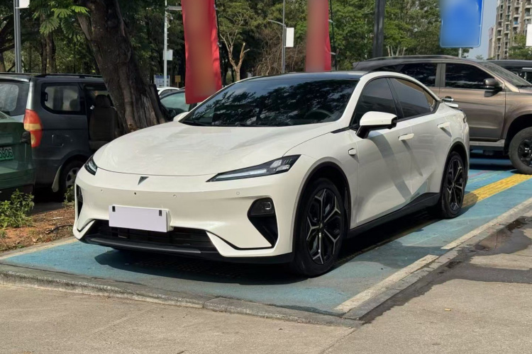 Deepal L07 2025 car image #2