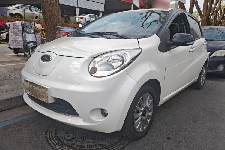 JAC 2018 #2 JAC 2018 car image #2