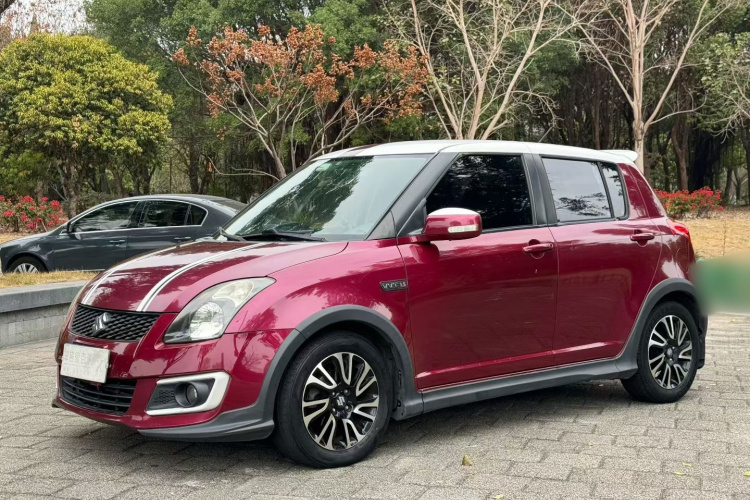Suzuki Swift 2016 car image #2