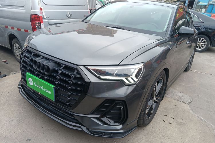 Audi Q3 2021 صورة سيارة #2