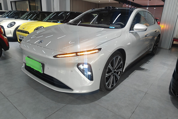 蔚来 蔚来ET7 2024 汽车图片 #2