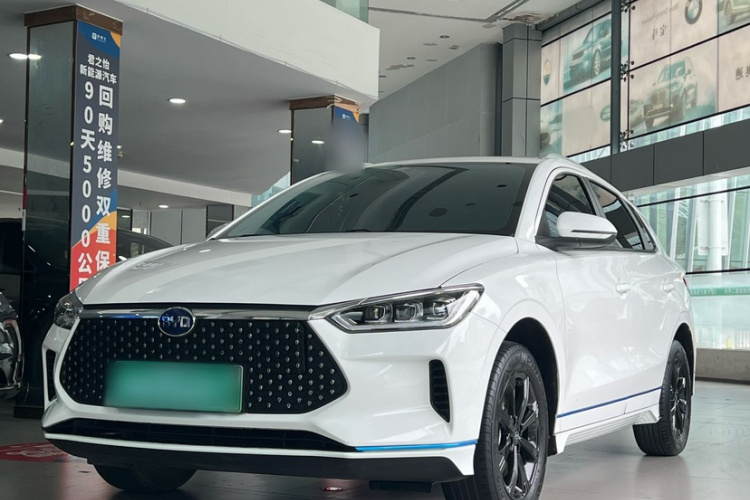 BYD e2 2020 #2 BYD e2 2020 imagen de coche #2