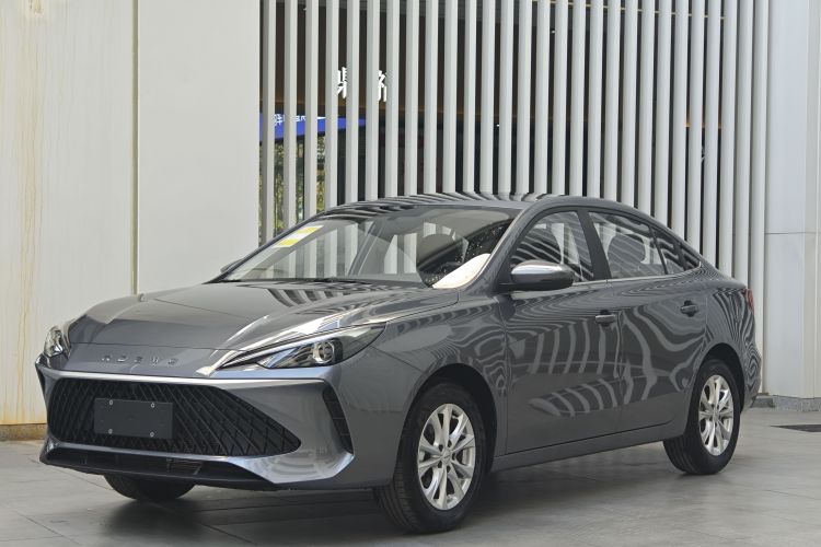 Roewe i5 изображение автомобиля #2