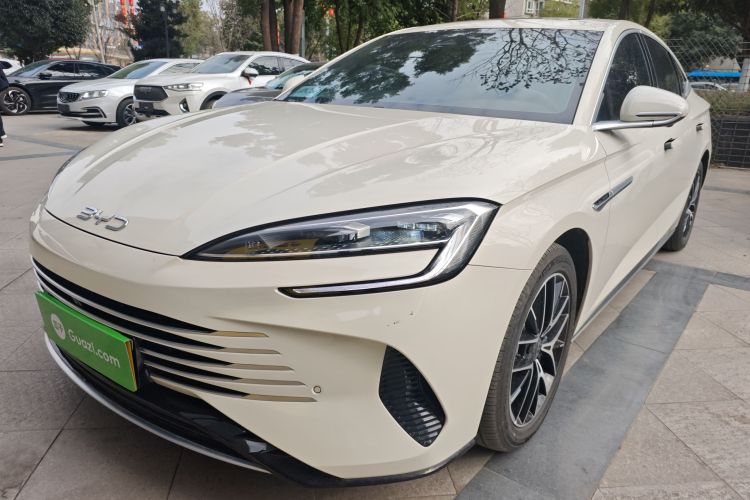 BYD Seal 07 DM-i 2024 صورة سيارة #2