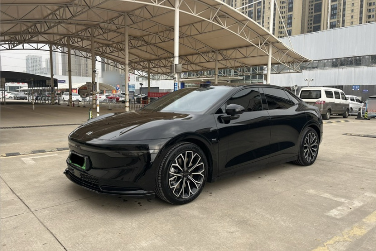 极氪 极氪007 2024 汽车图片 #2