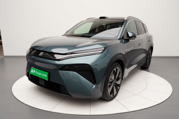 BYD Tang L 2025 immagine di auto #2