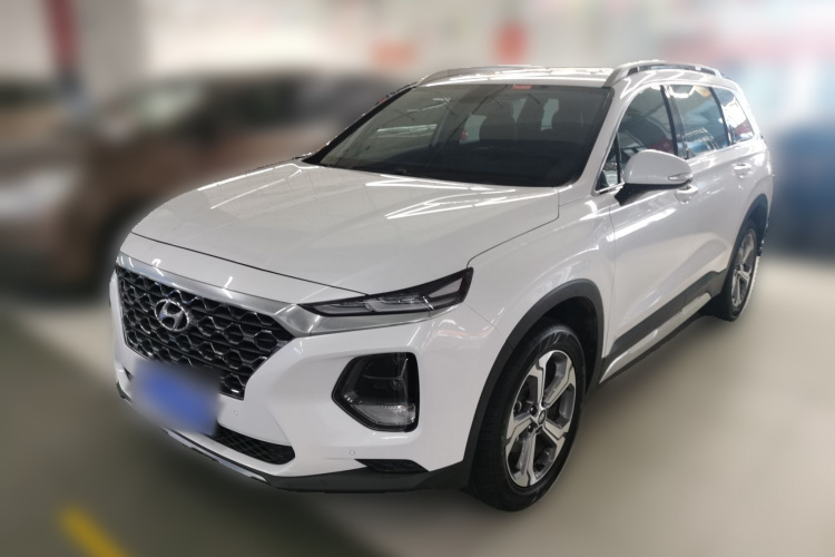 Hyundai Santa Fe 2022 car image #2