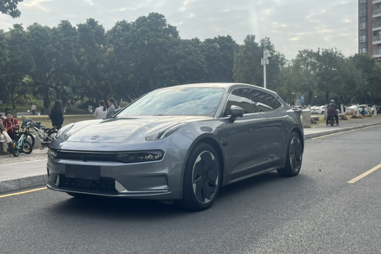 极氪 极氪001 2022 汽车图片 #2