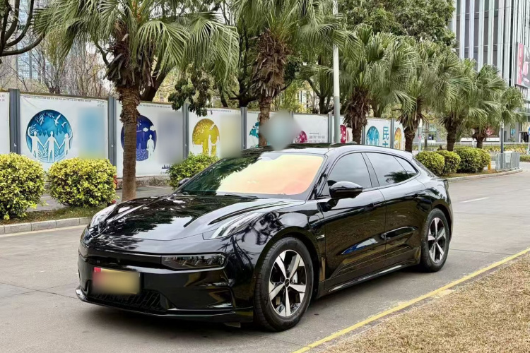 极氪 极氪001 2024 汽车图片 #2