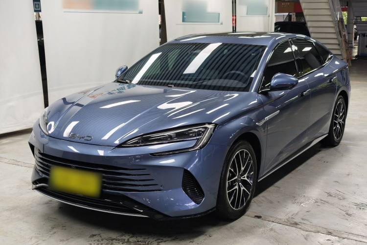 BYD Seal 07 DM-i 2024 صورة سيارة #2