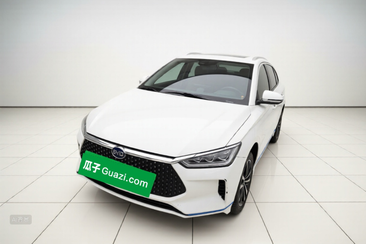 BYD e2 2022 imagem de carro #2