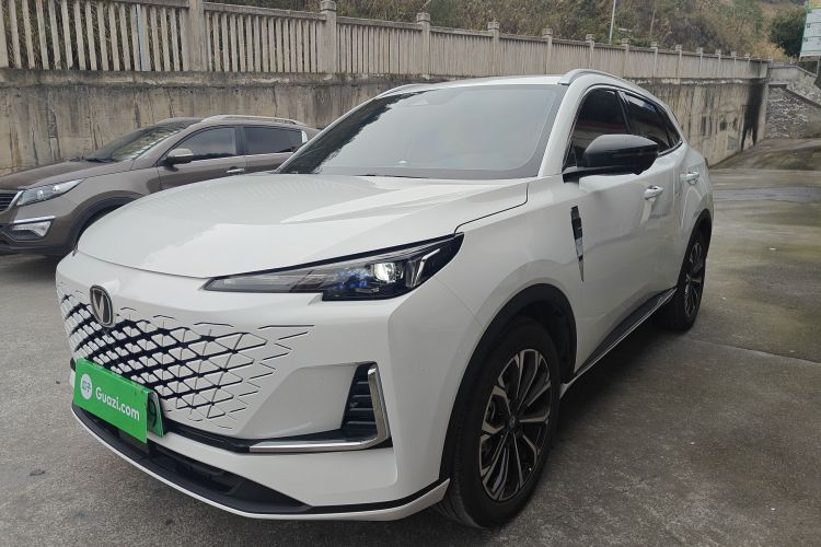Changan CS55PLUS PHEV 2025 car image #2