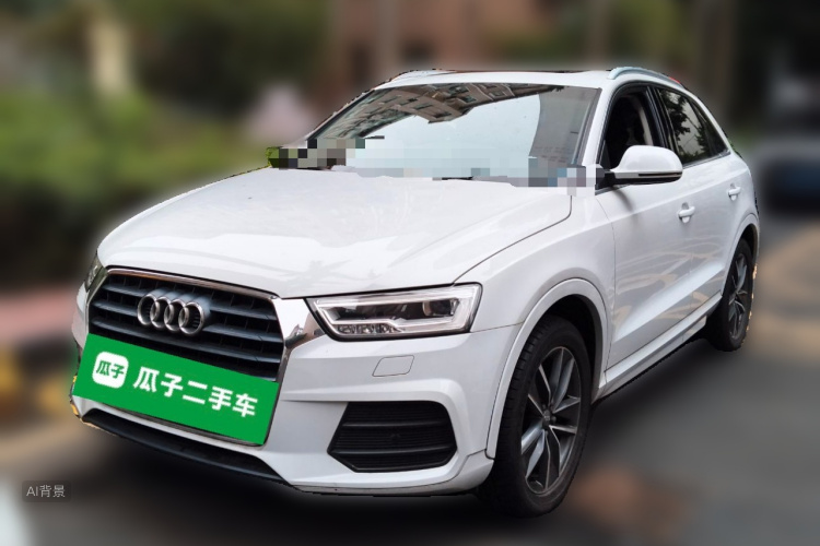 Audi Q3 2018 car image #2