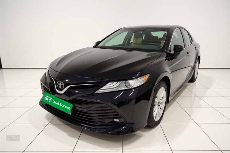 Toyota Camry 2019 immagine di auto #2