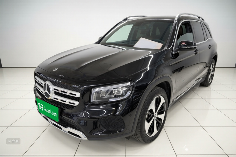 Mercedes-Benz GLB Class 2023 car image #2