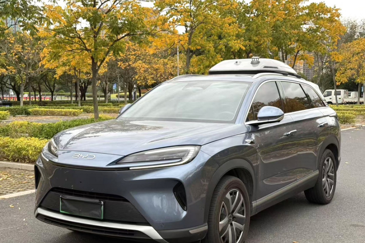 BYD Sea Lion 07 DM-i 2025 car image #2