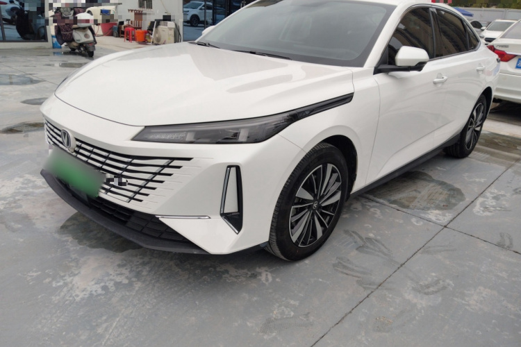 Changan EadoPHEV 2025 imagem de carro #2