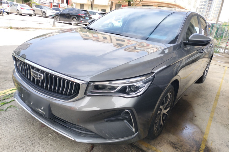 GEELY Emgrand 2022 car image #2