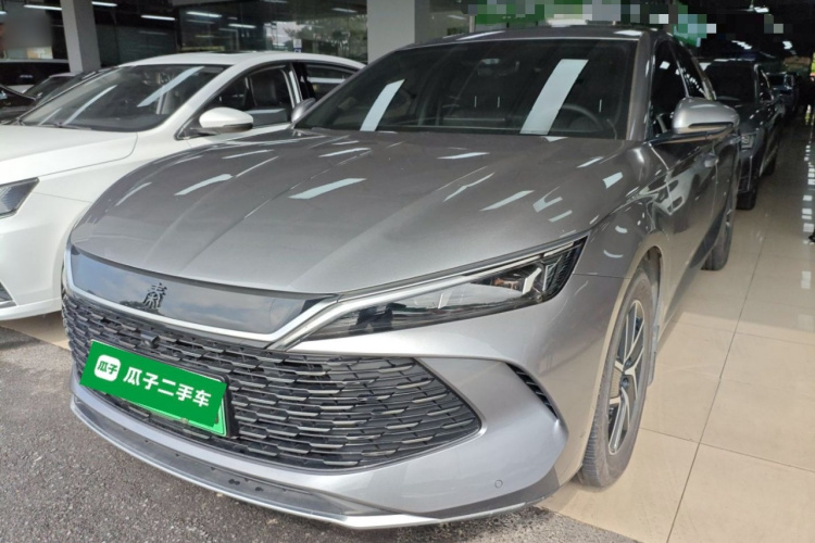 BYD Qin L 2024 car image #2