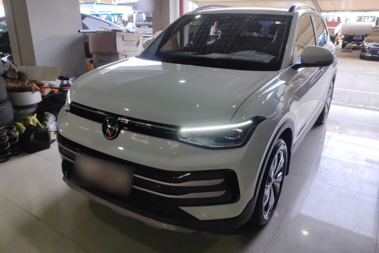 Volkswagen Tharu 2025 #2 Volkswagen Tharu 2025 car image #2