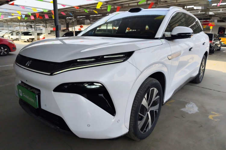 BYD Tang L 2025 immagine di auto #2