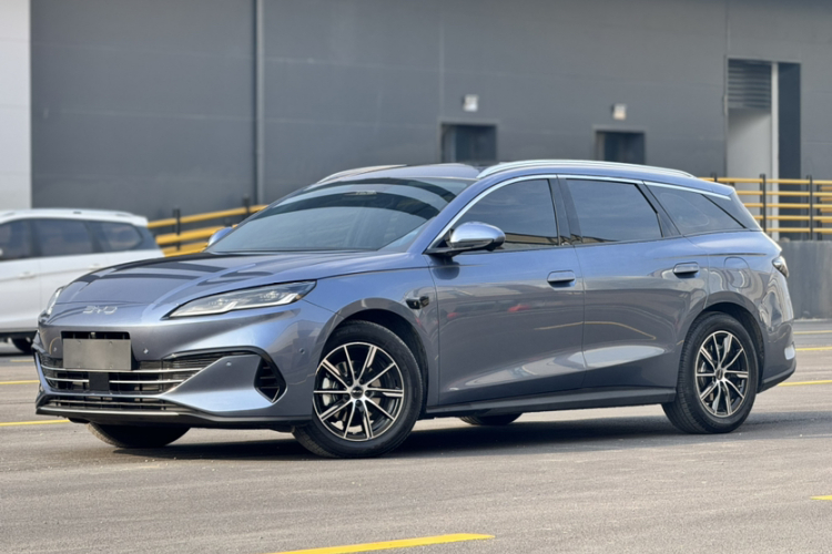 BYD Seal 06 DM-i 2025 car image #2