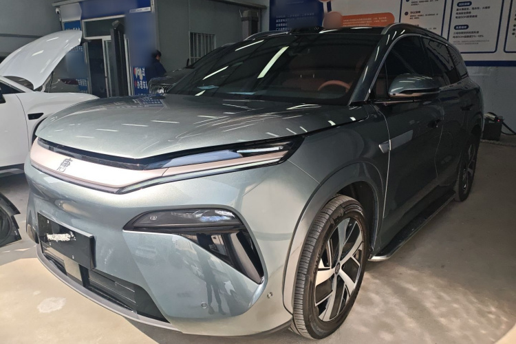 BYD Tang L 2025 car image #2