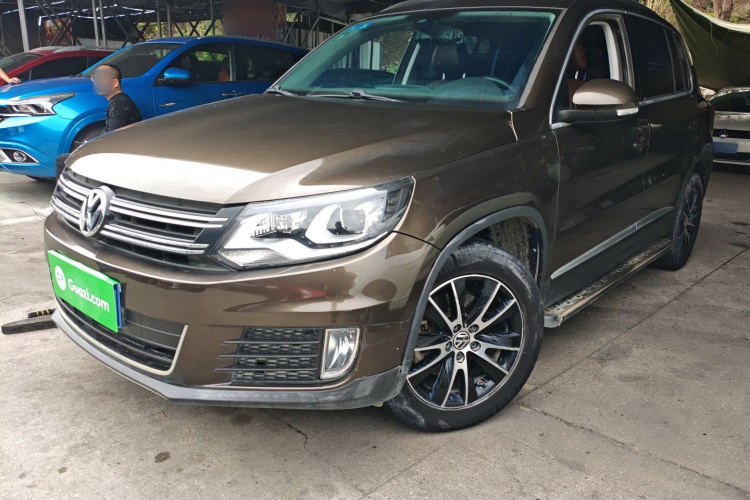 Volkswagen Tiguan 2015 car image #2