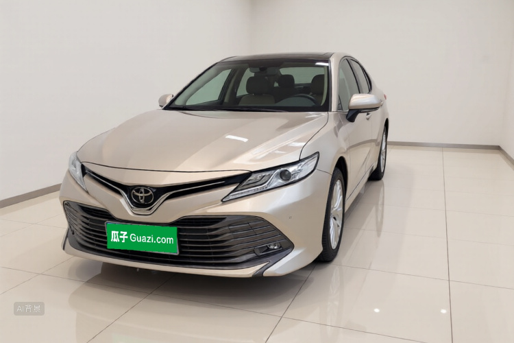 Toyota Camry 2021 car image #2