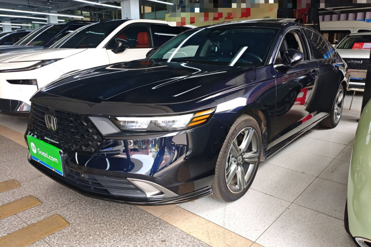 Honda Accord 2024 car image #2