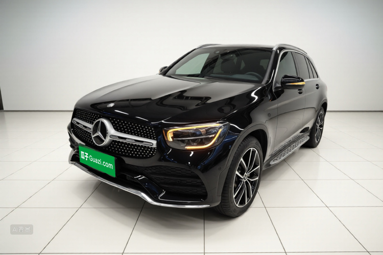 Mercedes-Benz 2020 car image #2