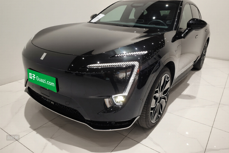 Avatr 11 2023 imagen de coche #2