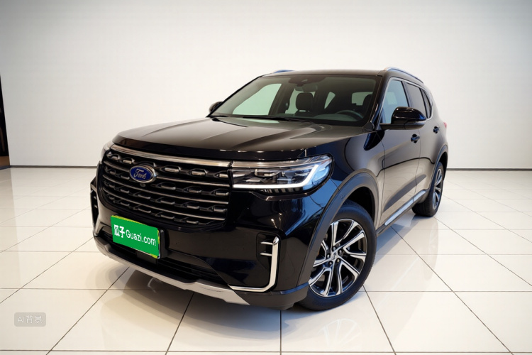 Ford Explorer 2023 image de voiture #2
